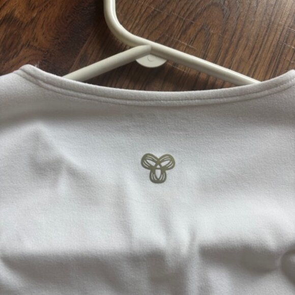 Aritzia Golden long sleeve top - Picture 5 of 5